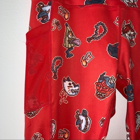 {M} Iron Yokai Pixel MID RISE MESH POCKET LEGGINGS - Picture 3 of 8